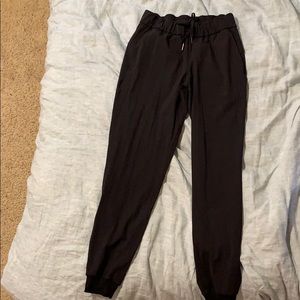 Lululemon joggers (worn once)